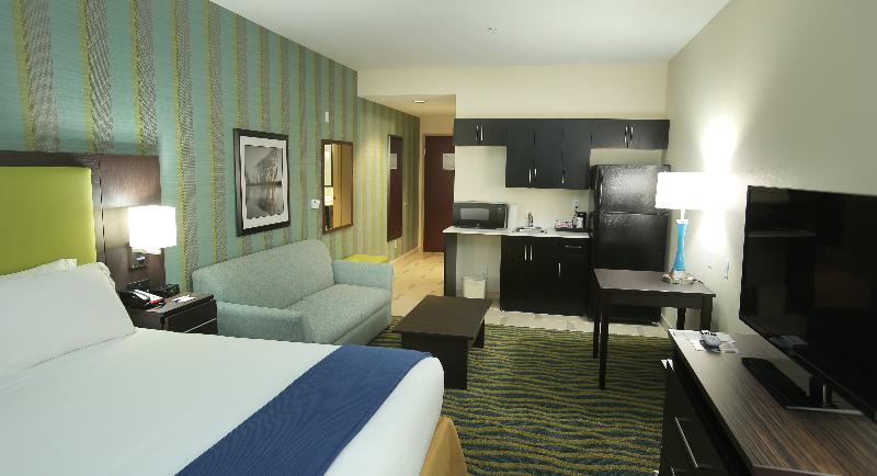 Holiday Inn Express & Suites Southport Oak Island Area by IHG - photo 16