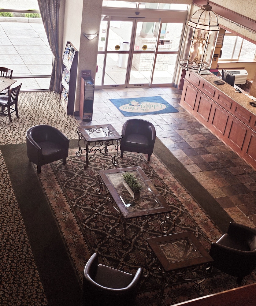 Ashley Inn of Tillamook - photo 2