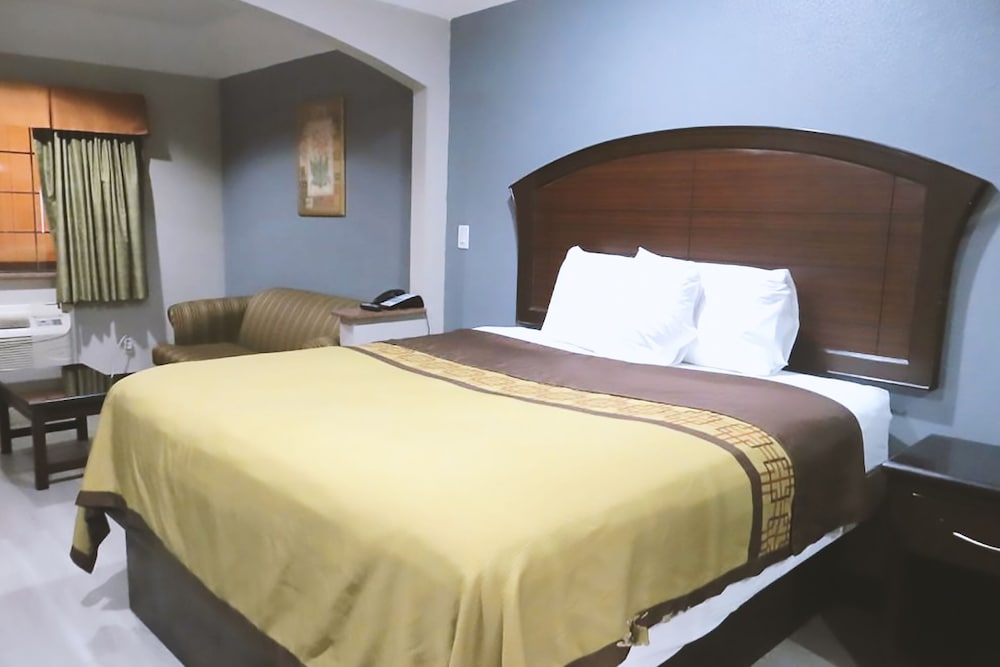 Blue Way Inn & Suites By Jasper Houston - photo 12