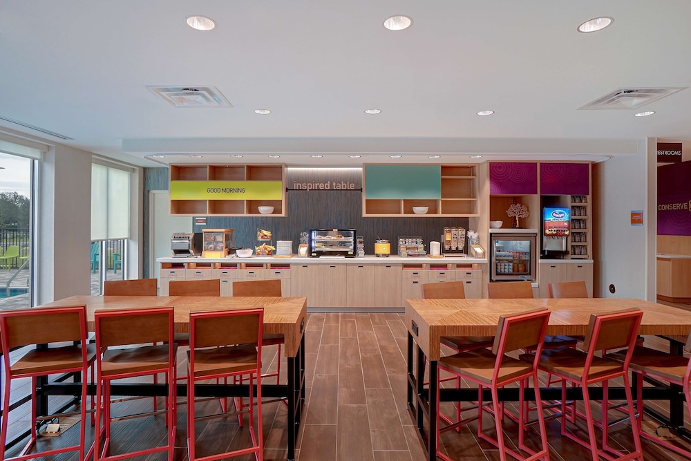 Home2 Suites by Hilton Lakewood Ranch - photo 31