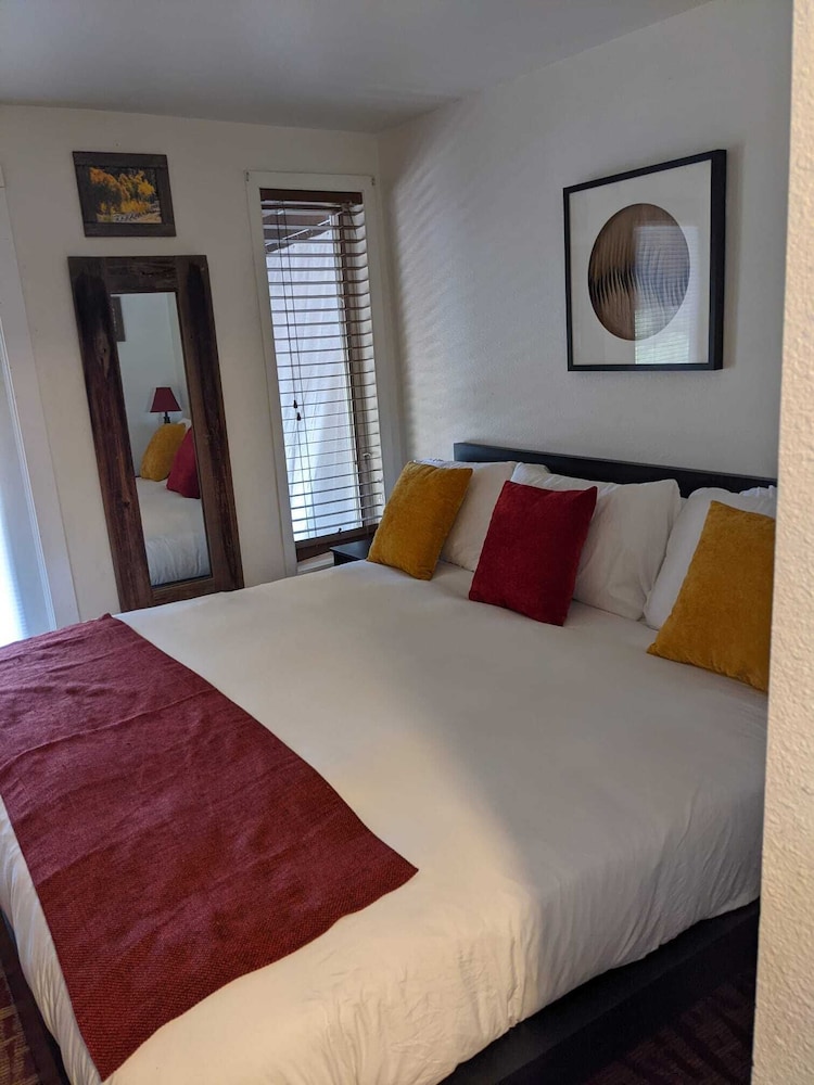 The Green Mountain Falls Lodge - photo 10