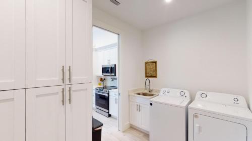 117 South Heathwood Drive - photo 21