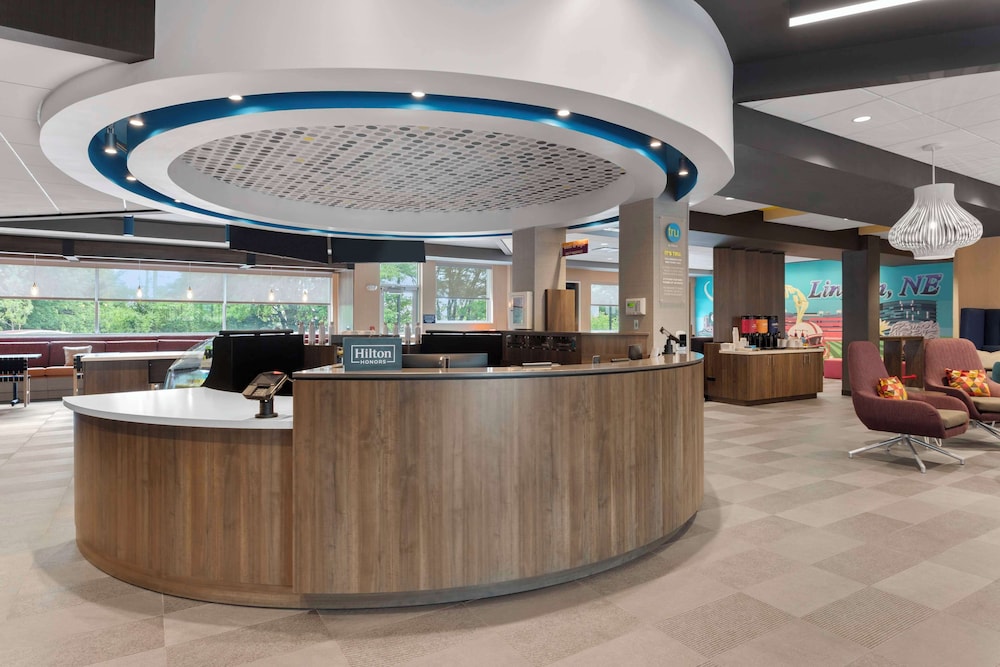 Tru by Hilton Lincoln East - photo 6