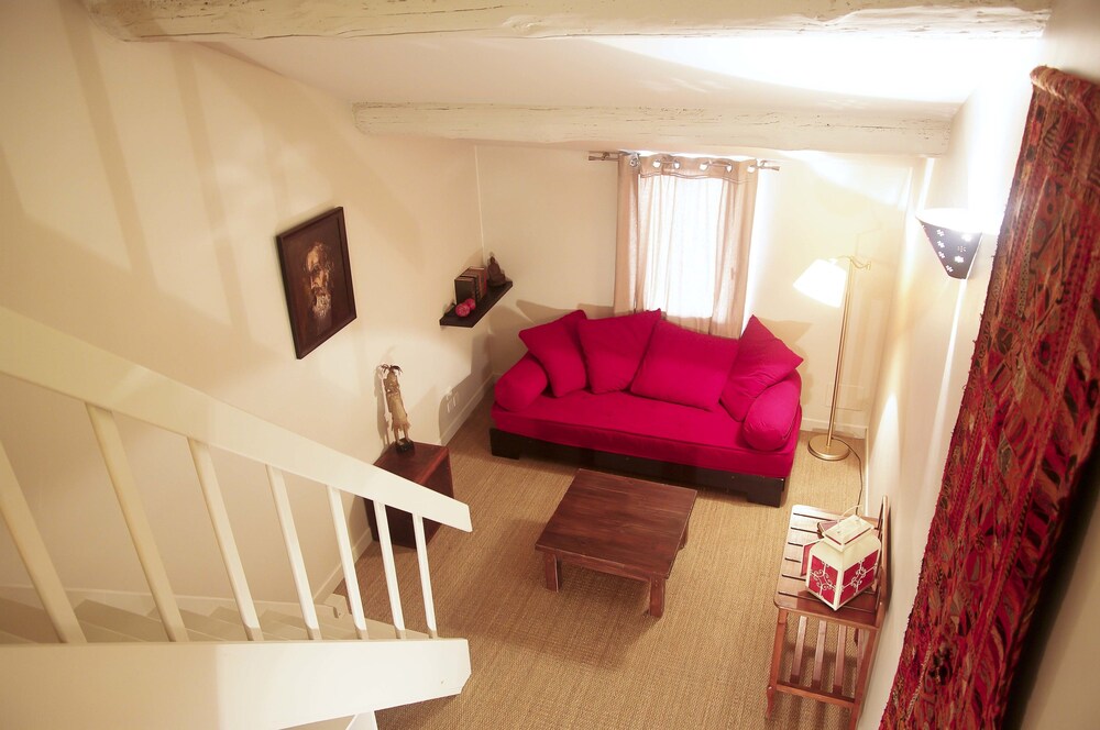 La Maison de Noémie — 4-Star Luxury Hotel in Arles, France
