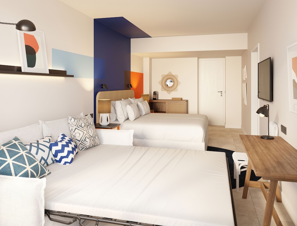 Alua Calvia — 4-Star Luxury Hotel in Magaluf, Spain