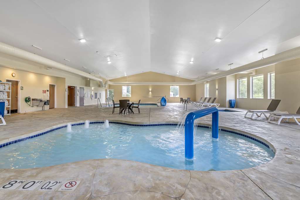 Comfort Suites Lake Geneva East - photo 20