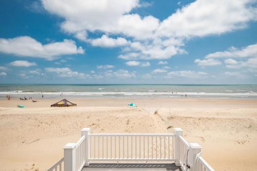 Dunes by Oak Island Accommodations - photo 31