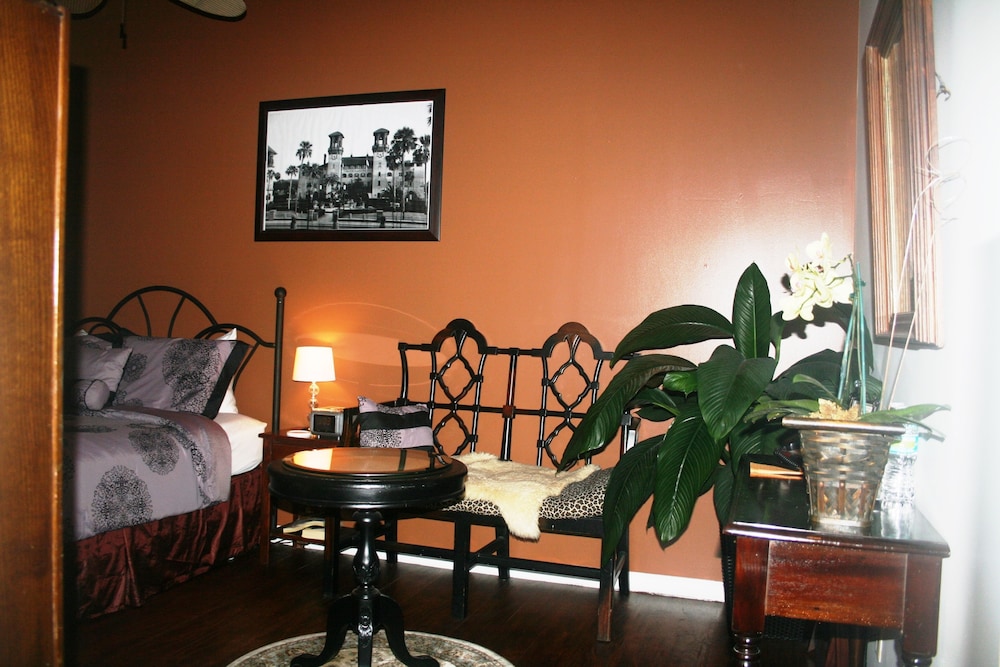 Old City House Inn and Restaurant - photo 26