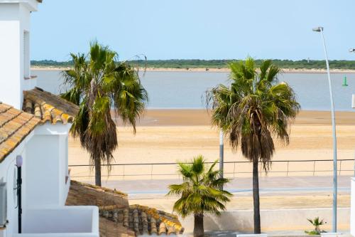 Magnífico Dúplex Nueva Andalucía 3 habitaciones y vistas a la playa in Sanlucar De Barrameda, Spain