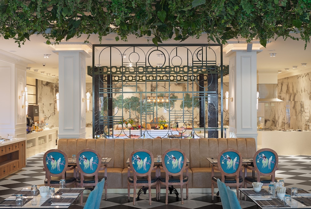 מזון ומשקאות