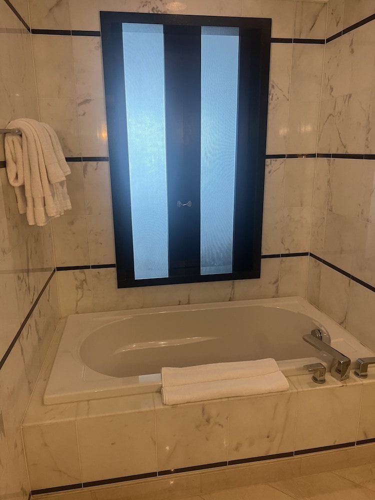 Fontainebleau Private Owners - photo 68