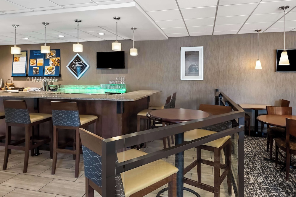 SureStay Hotel by Best Western SeaTac Airport North - photo 43