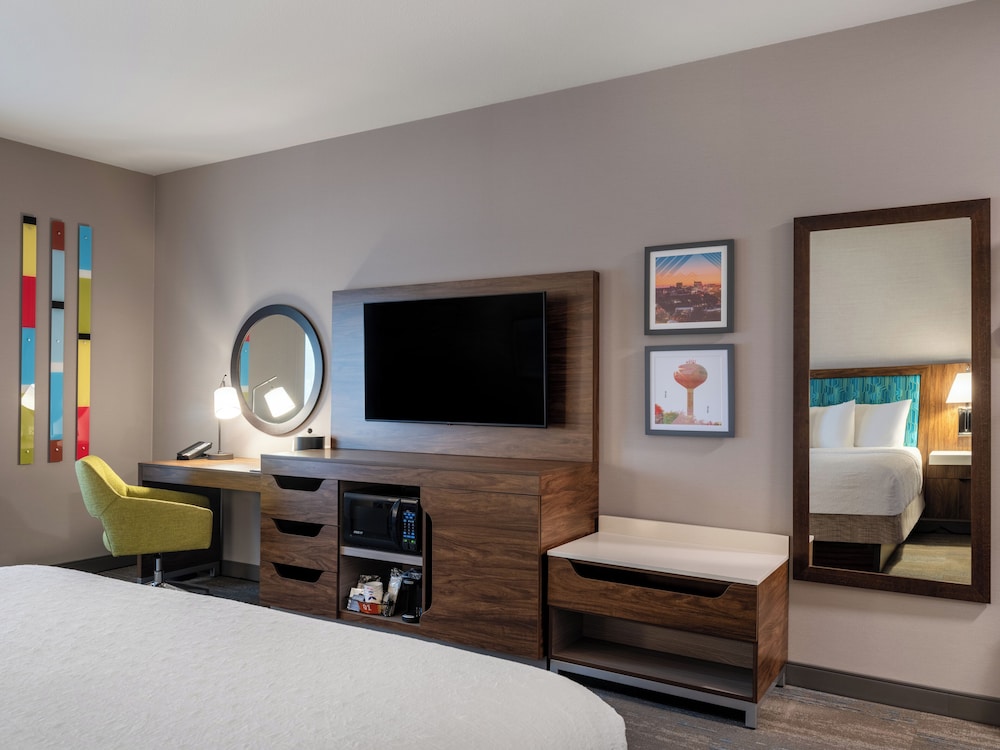 Hampton Inn & Suites Boise Meridian - photo 16