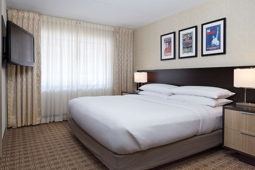 DoubleTree Suites by Hilton Nashville Airport - photo 8