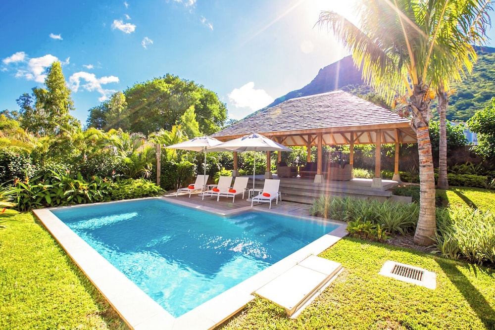 Marguery Villas by MJ Holidays — 5-Star Luxury Hotel in Grande Riviere Noire, Mauritius