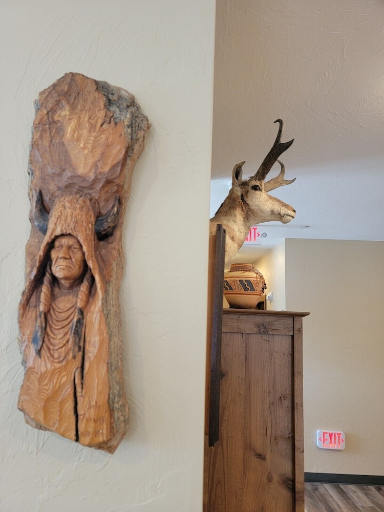 Wagon Wheel Hotel - photo 22