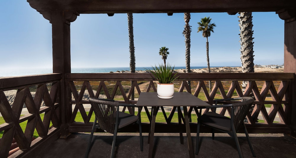 Zachari Dunes on Mandalay Beach Curio Collection by Hilton - photo 69