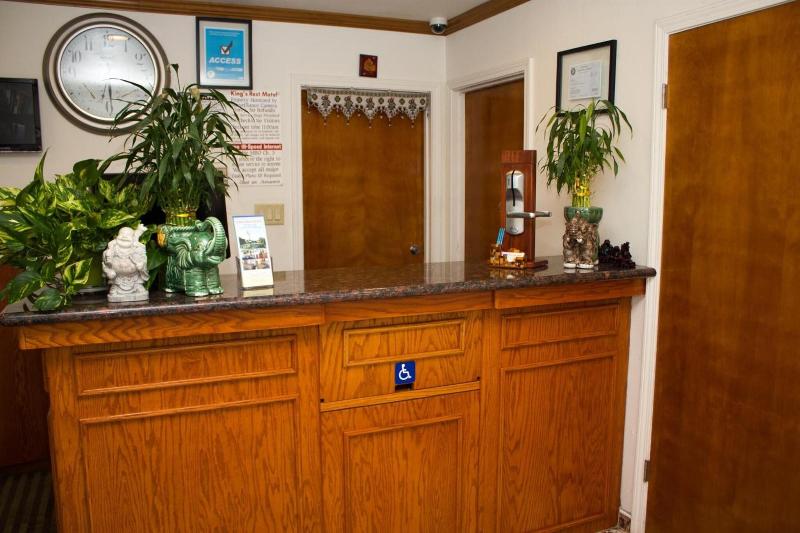 King's Rest Motel - photo 14