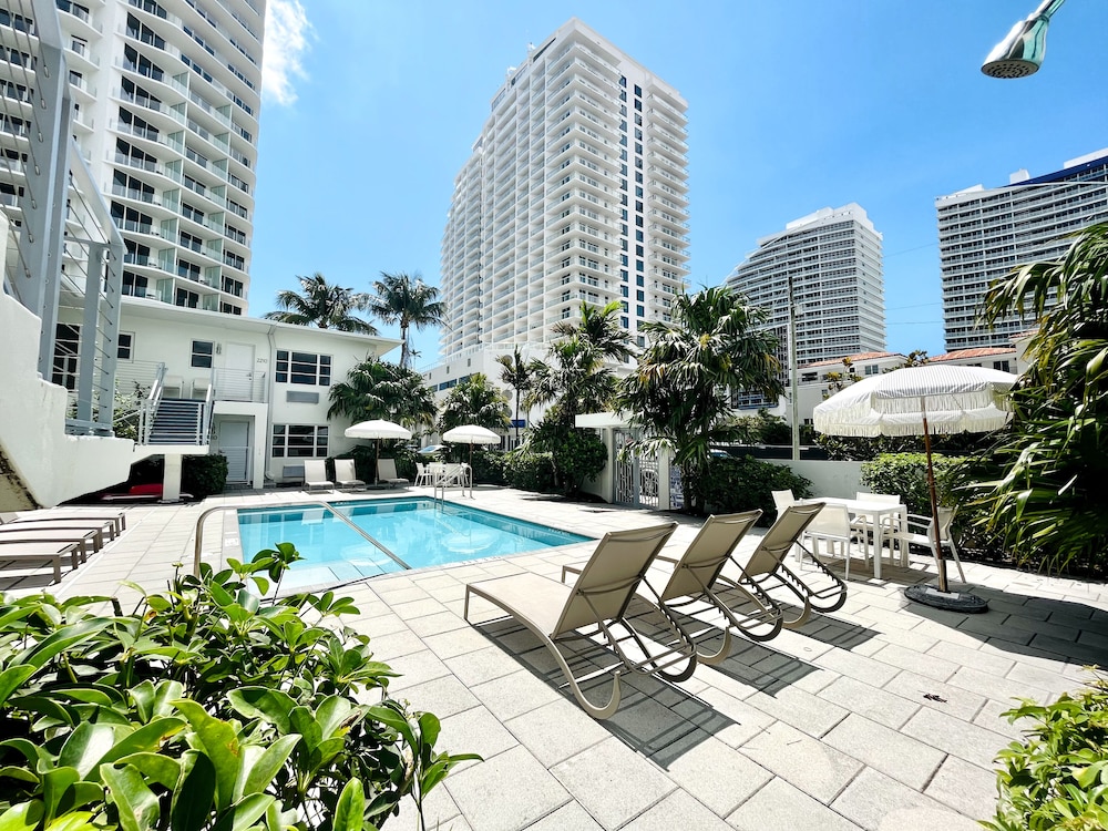 Aqua Hotel - photo 41