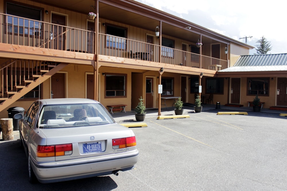 Country Motor Inn - photo 86
