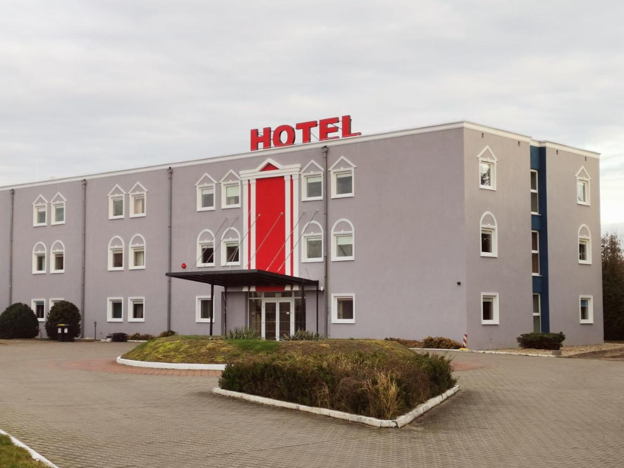 Hotel Holidays — hotel in Slubice
