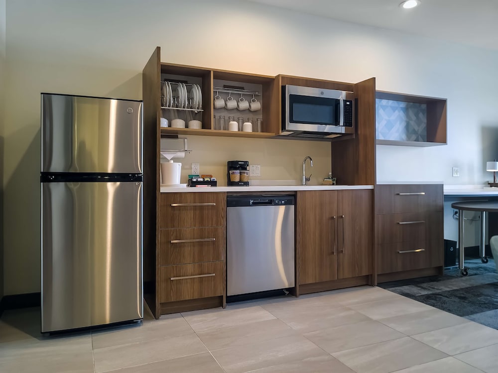 Home2 Suites by Hilton Bolingbrook Chicago - photo 14