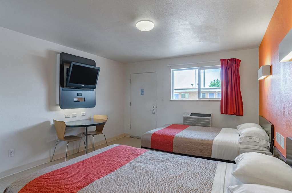 Motel 6 Riverton WY - photo 10