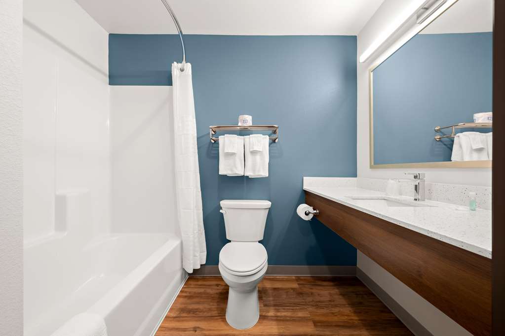 Woodspring Suites Huntsville Research Park - photo 9
