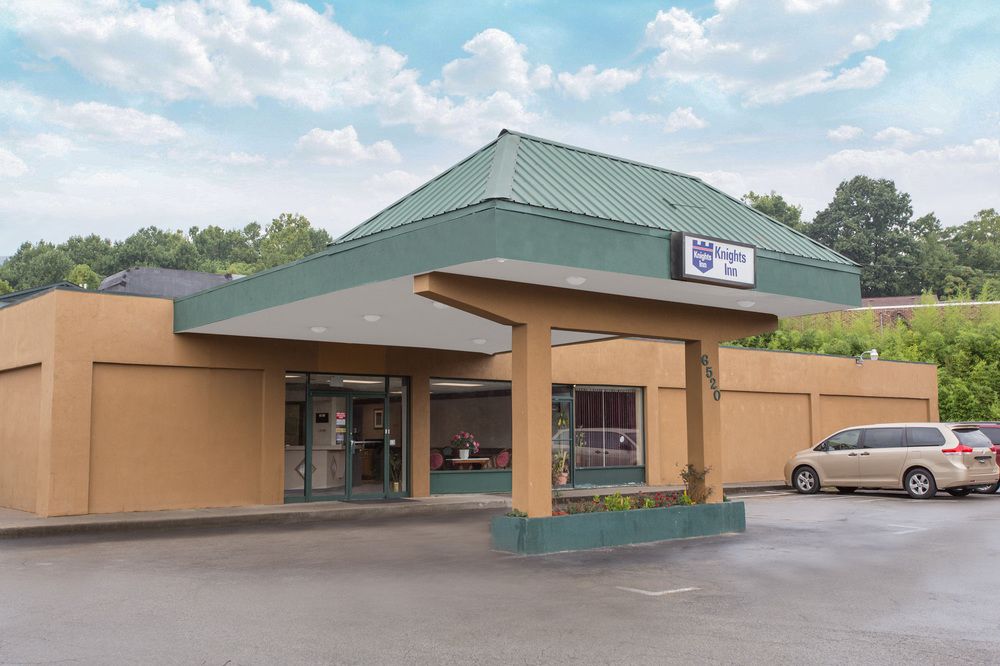 Knights Inn Roanoke Thirlane in Roanoke, United States