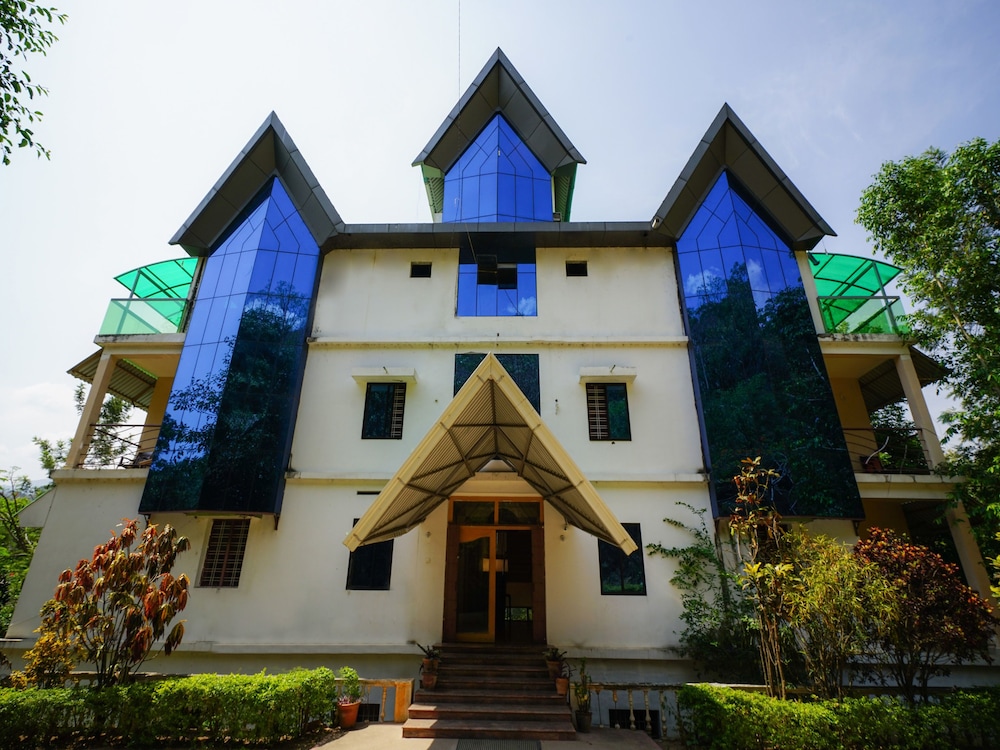 OYO 13684 Kerala for Rest Inn — hotel in Marayur