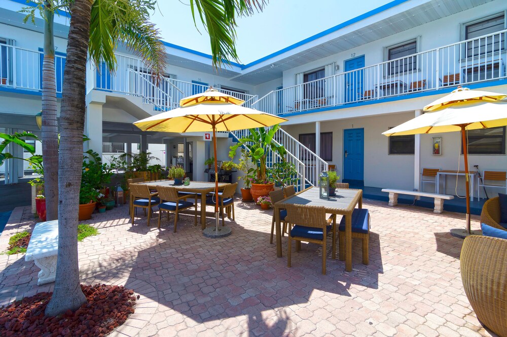 Beach Rooms Inn Hollywood Beach - photo 63