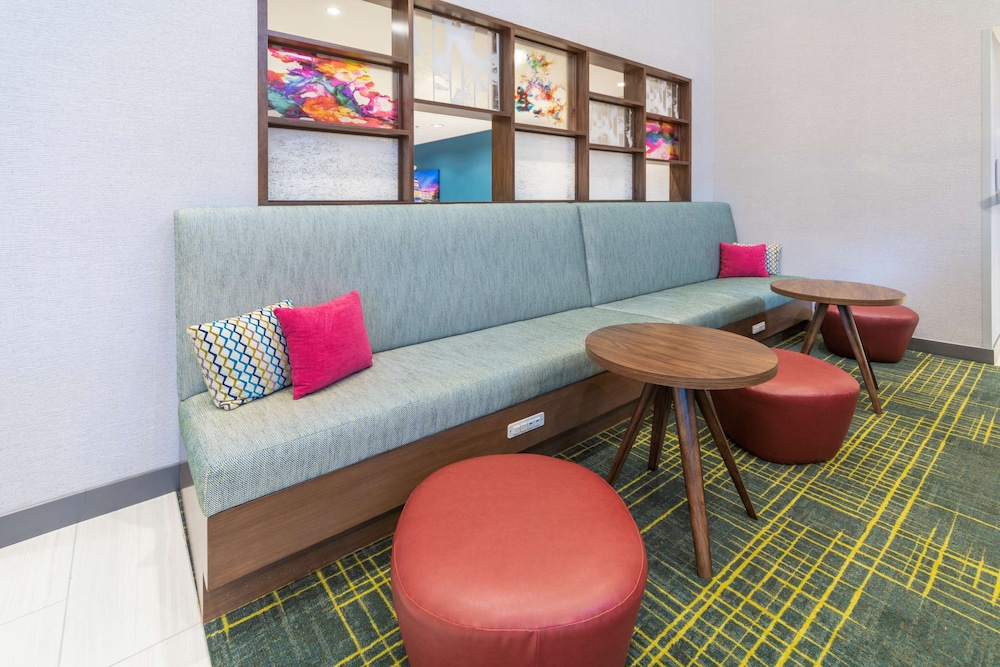 Hampton Inn & Suites Conway - photo 2