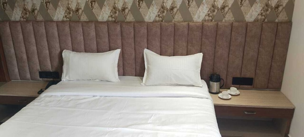 Hotel B K Stay — Mainpuri — photo 4