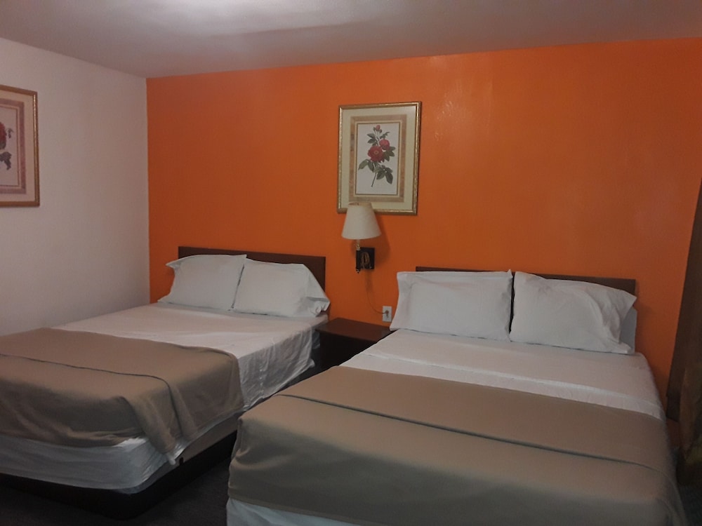Super 54 Inn - photo 9