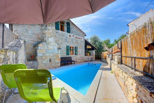 Villa Dani — 4-Star Luxury Hotel in Svetvincenat, Croatia