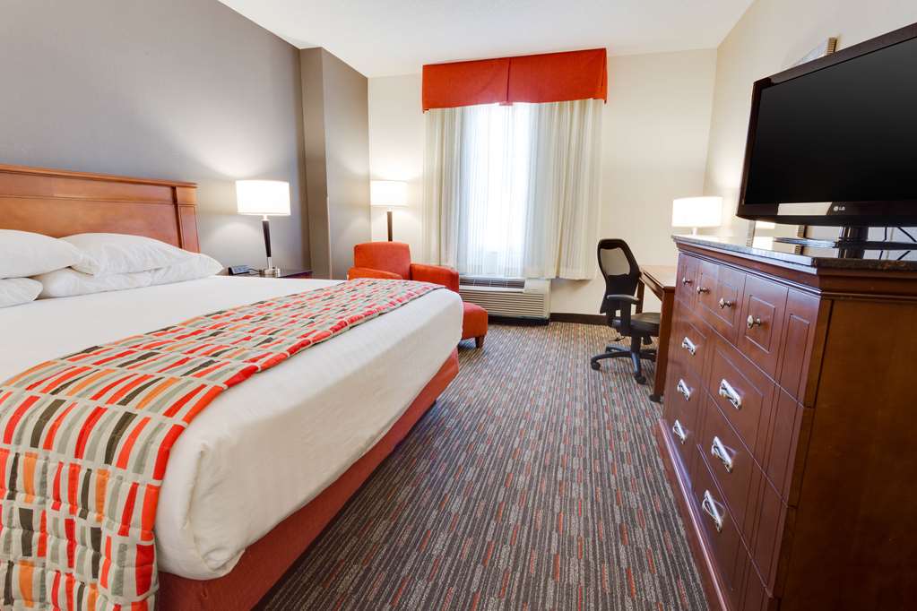 Drury Inn & Suites Greenville - photo 10