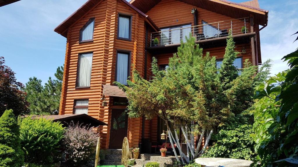Luxury Villa with pool and sauna — 5-Star Luxury Hotel in Chernivtsi, Ukraine