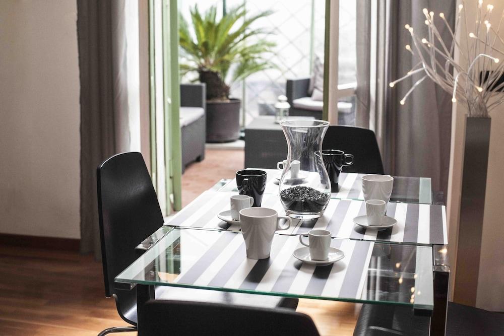 Hemeras Boutique House Aparthotel Duomo 12 — 4-Star Luxury Hotel in Milan, Italy