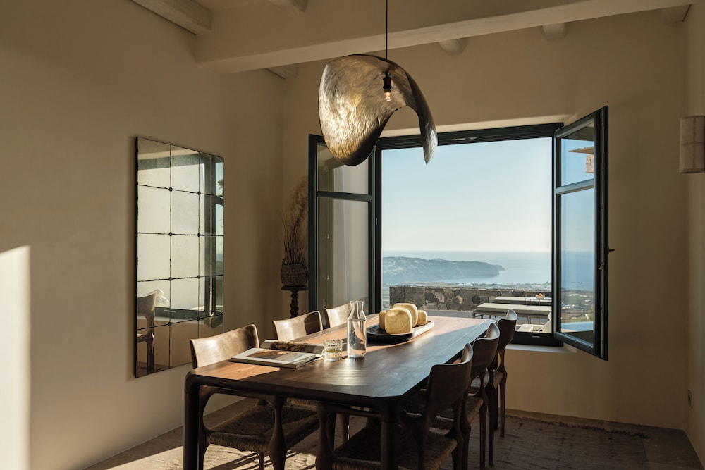 Patina Vivera Estate Santorini in Pyrgos, Greece