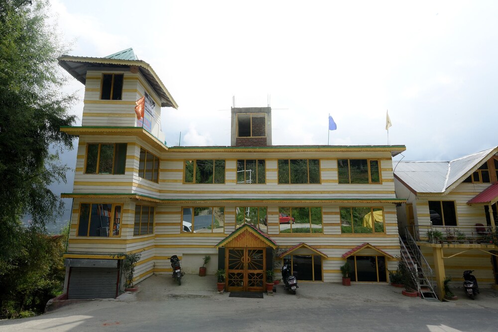 Oyo 16657 View Point - last minute hotel in Manali