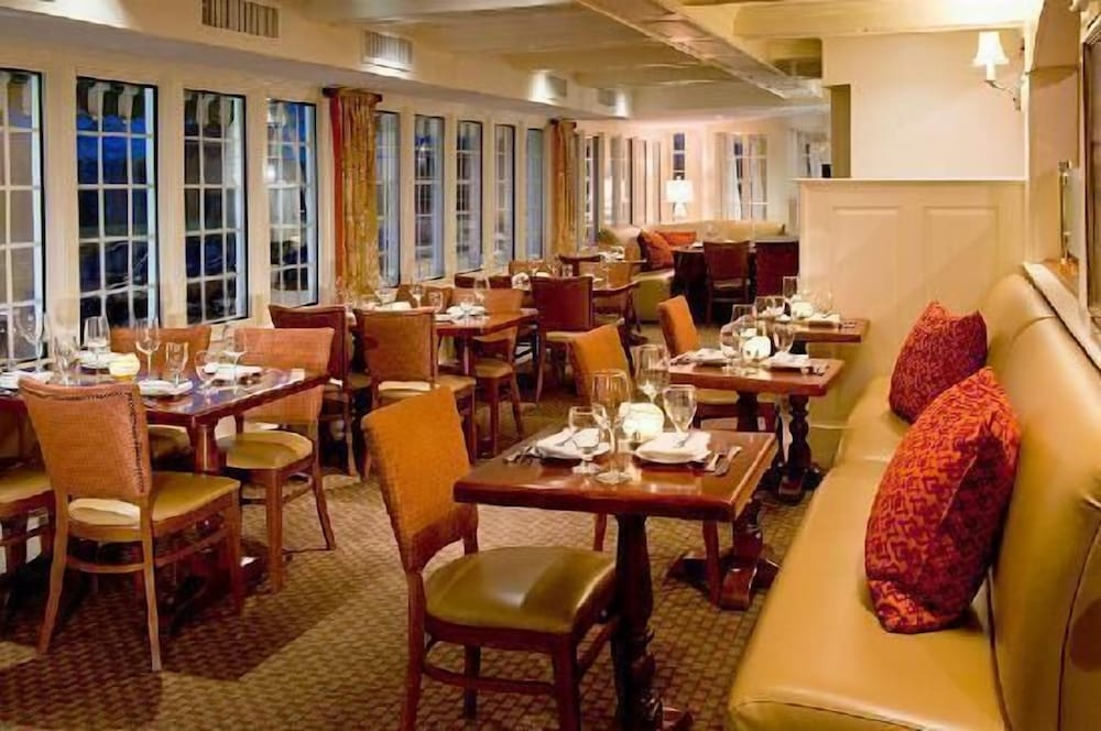 York Harbor Inn - photo 39