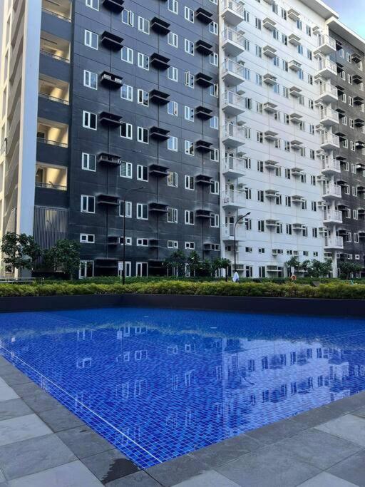 0920 Tower A Charm Residence 2BR — 4-Star Luxury Hotel in Manila, Philippines
