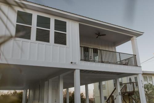 Cactus Cove Hangout in Gulf Shores, United States