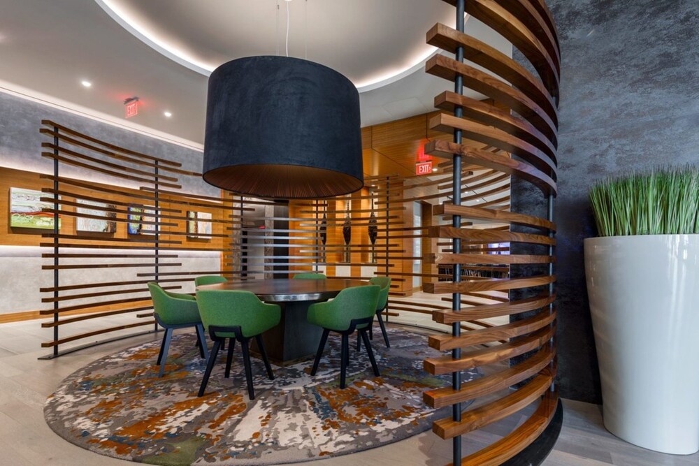Global Luxury Suites at Reston Town Center - photo 103
