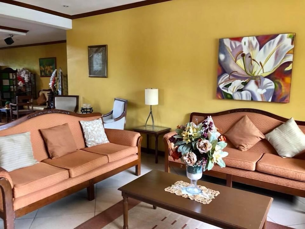 Casa Cecilia Heritage Hotel — Taal — photo 2