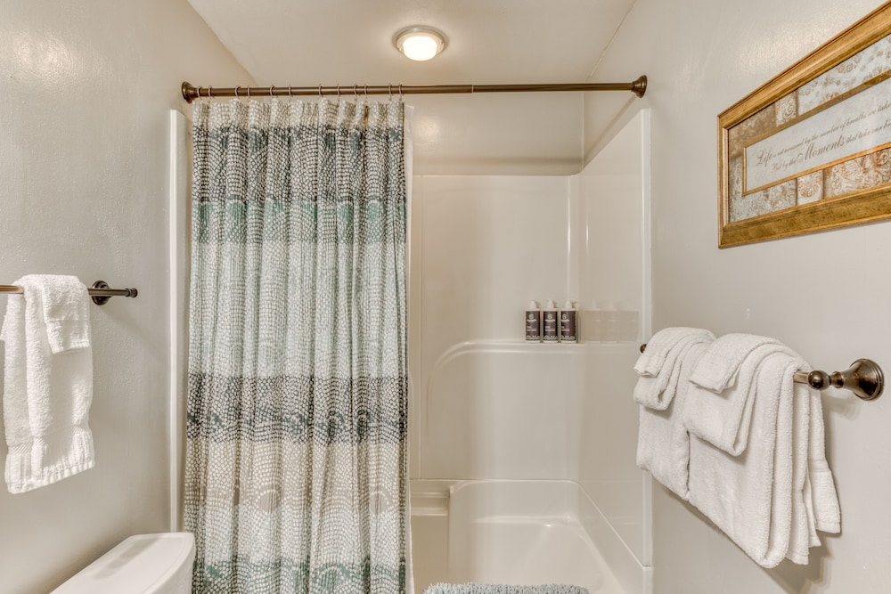 Sand & Sea Resort Condominiums - photo 930