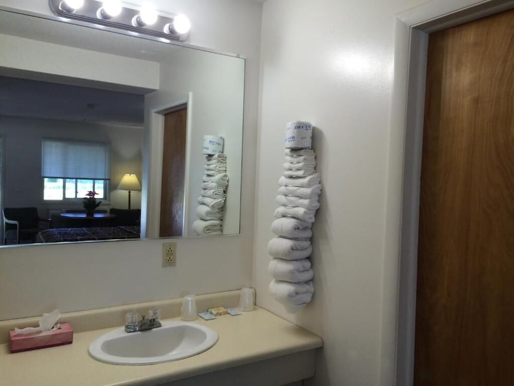 Portlodge Motel - photo 10