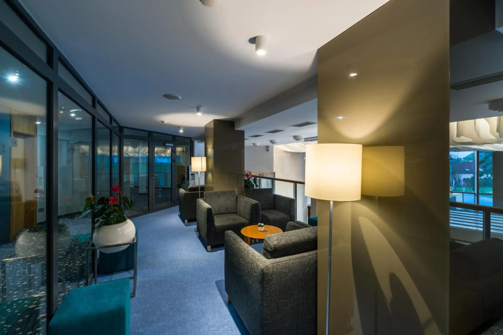 Hotel Galeria Thermal Bešeňová — 4-Star Luxury Hotel in Liptovsky Mikulas, Slovakia