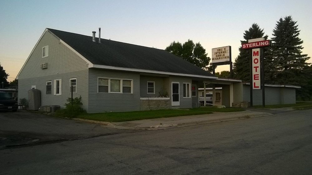 Sterling Motel - photo 6