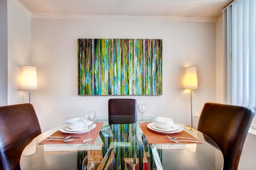 Global Luxury Suites at the Commonwealth - photo 11